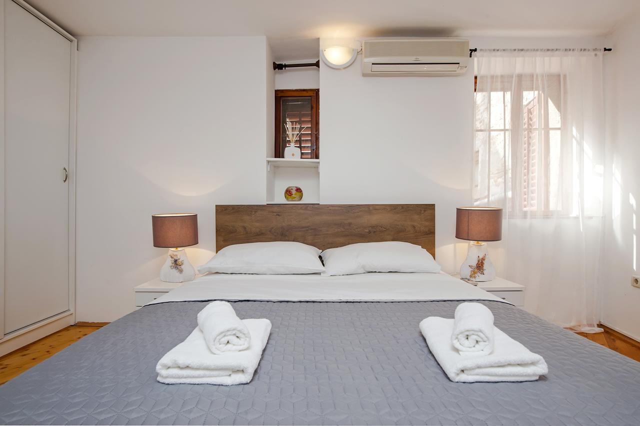 Apartment Marconi Ровинь Экстерьер фото